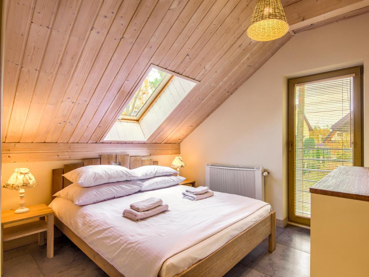 Mazursko - Komfortowe Domy 8 Osobowe Nad Jeziorem, Balia Lub Sauna Kretowiny Exterior foto