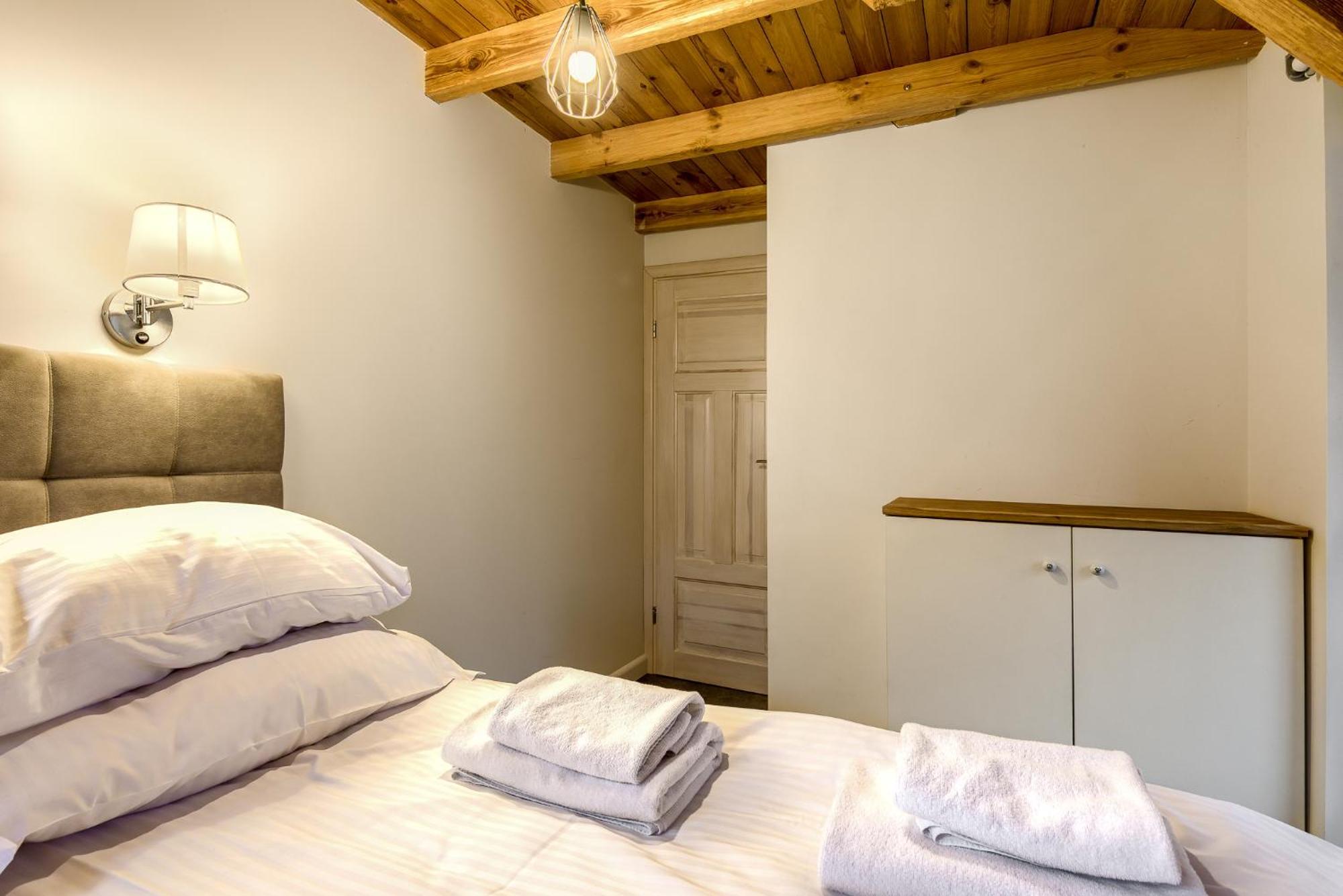 Mazursko - Komfortowe Domy 8 Osobowe Nad Jeziorem, Balia Lub Sauna Kretowiny Exterior foto