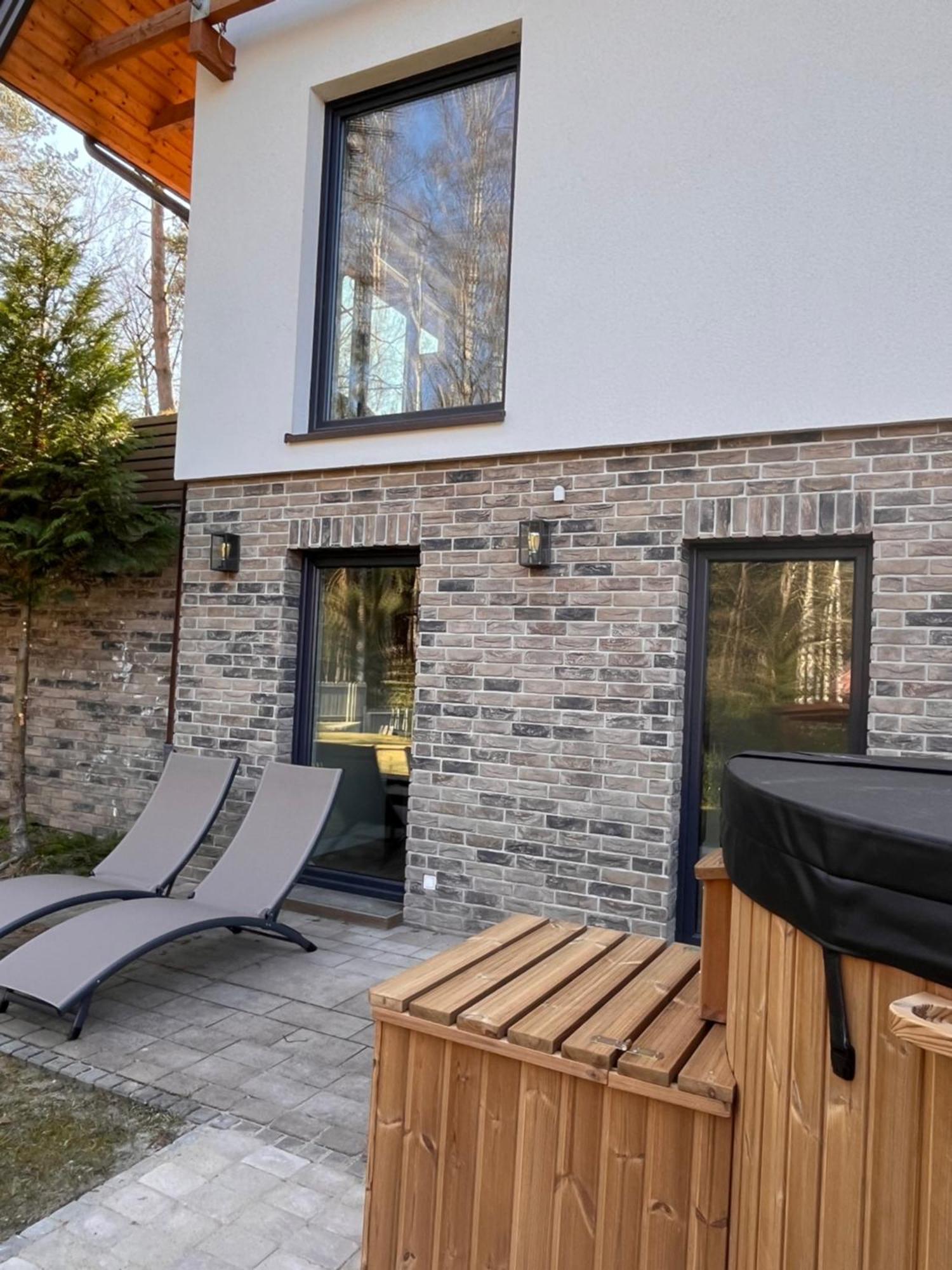 Mazursko - Komfortowe Domy 8 Osobowe Nad Jeziorem, Balia Lub Sauna Kretowiny Exterior foto